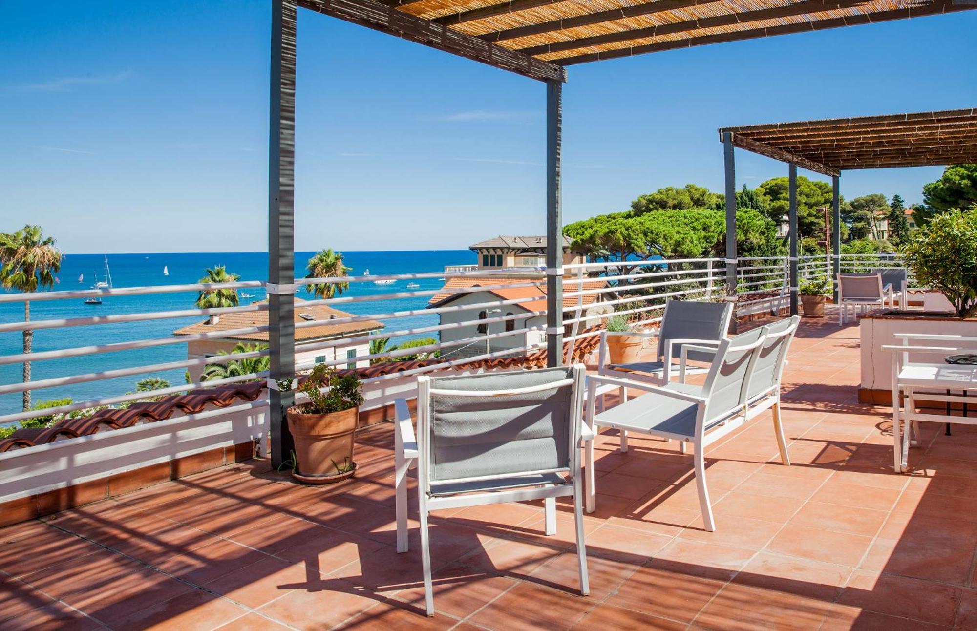 Hotel Moresco دْيانو مارينا المظهر الخارجي الصورة