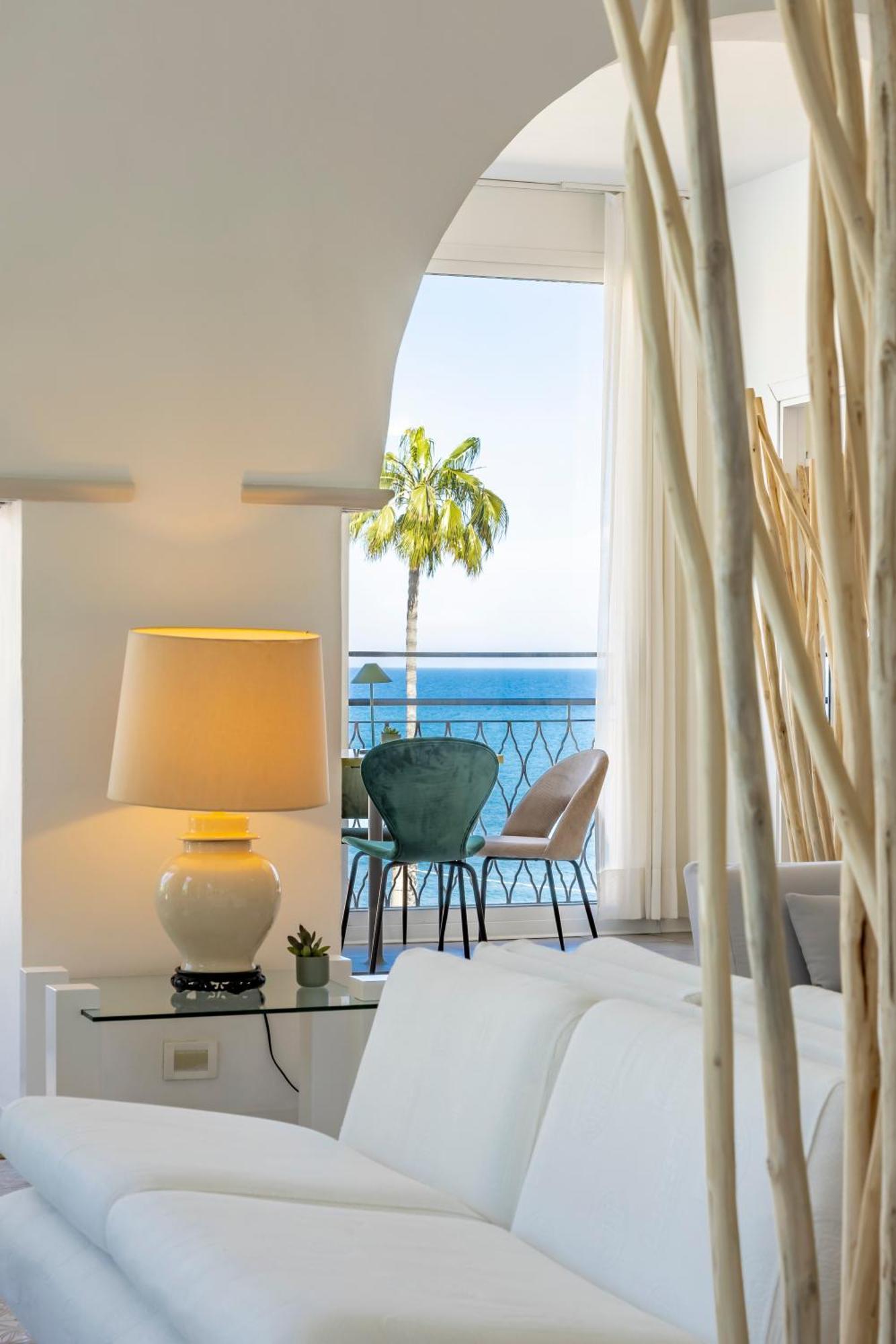 Hotel Moresco دْيانو مارينا المظهر الخارجي الصورة